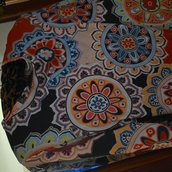 Fun top - Picture 2 of 2